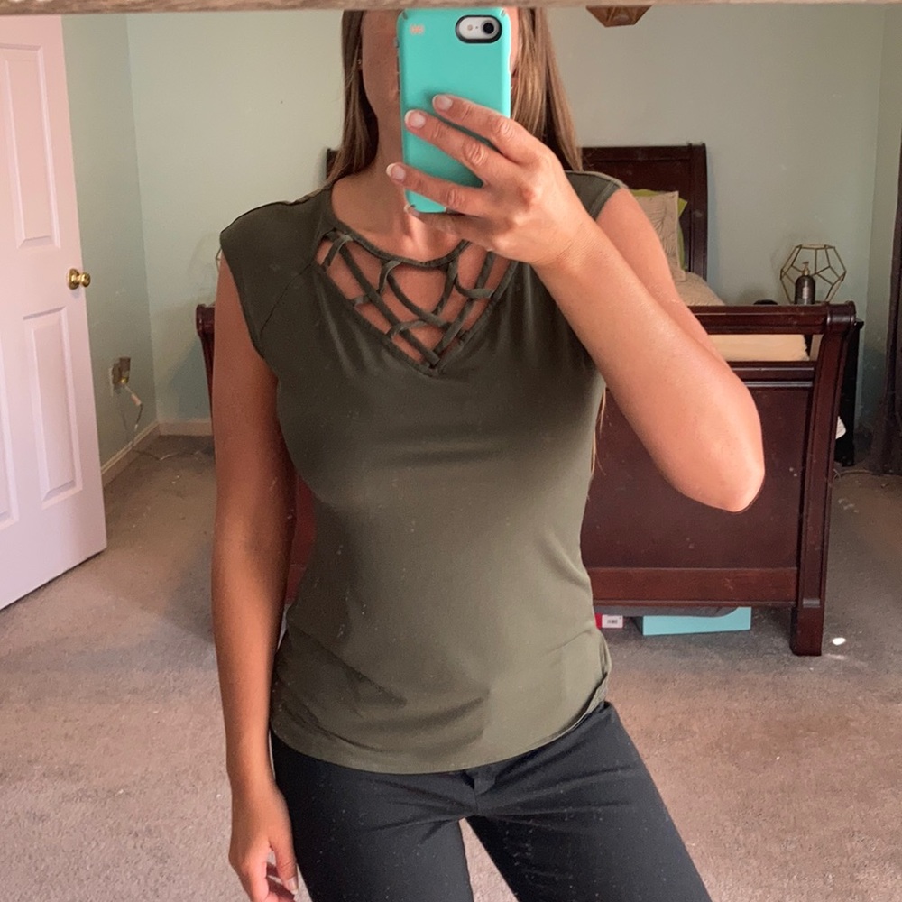 Olive green strappy  blouse - Picture 3 of 5
